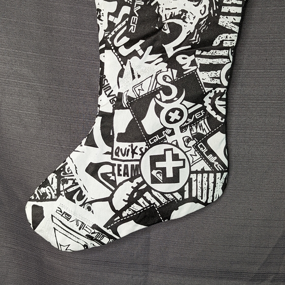 Quicksilver Christmas Stocking Graphic Faux Fur New No Tags - Picture 5 of 7